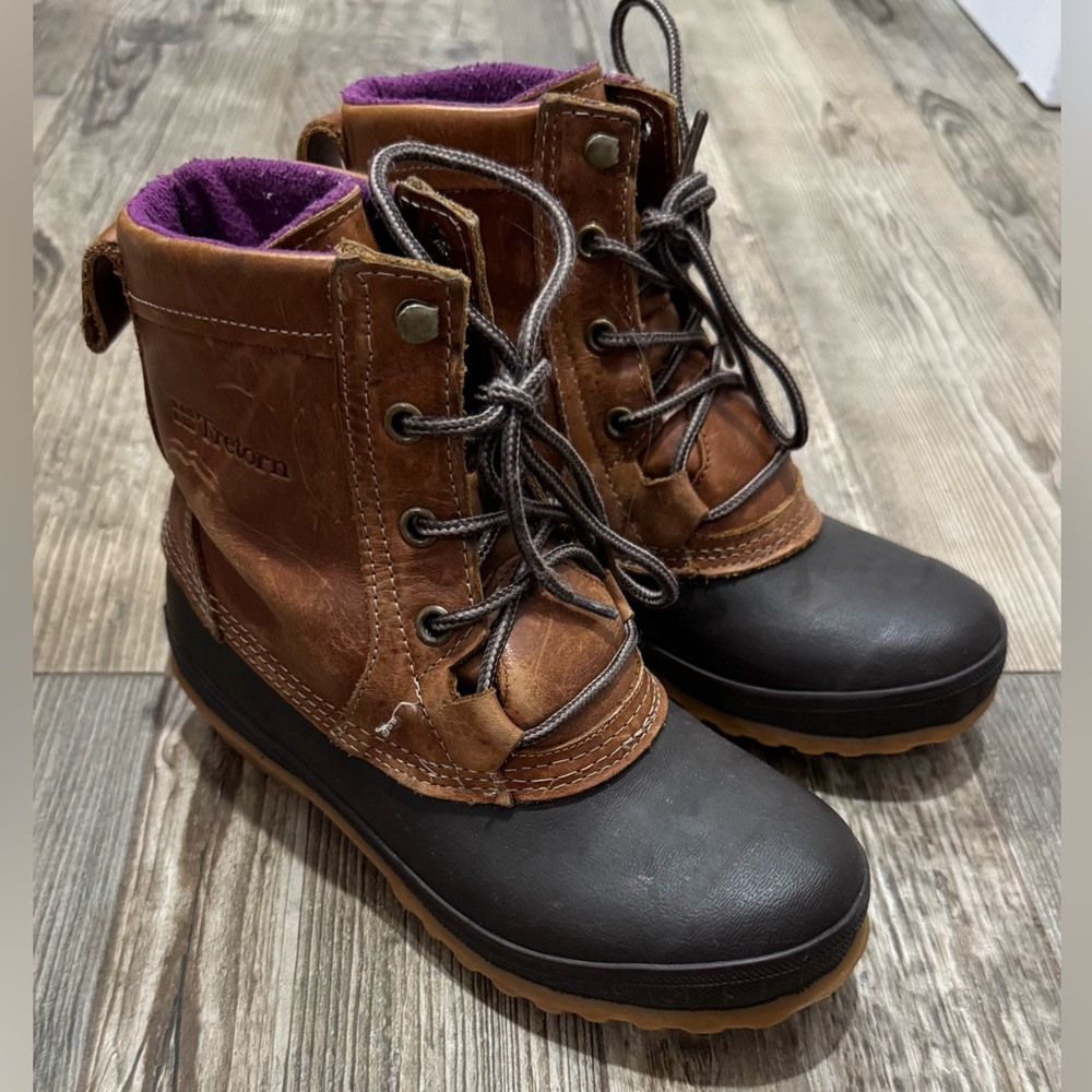 Tretorn Women’s Duck Brown and Black Lace-Up Boots